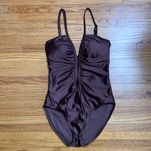 La Blanca swimsuit - plunge keyhole one piece bathing suit earth goddess truffle